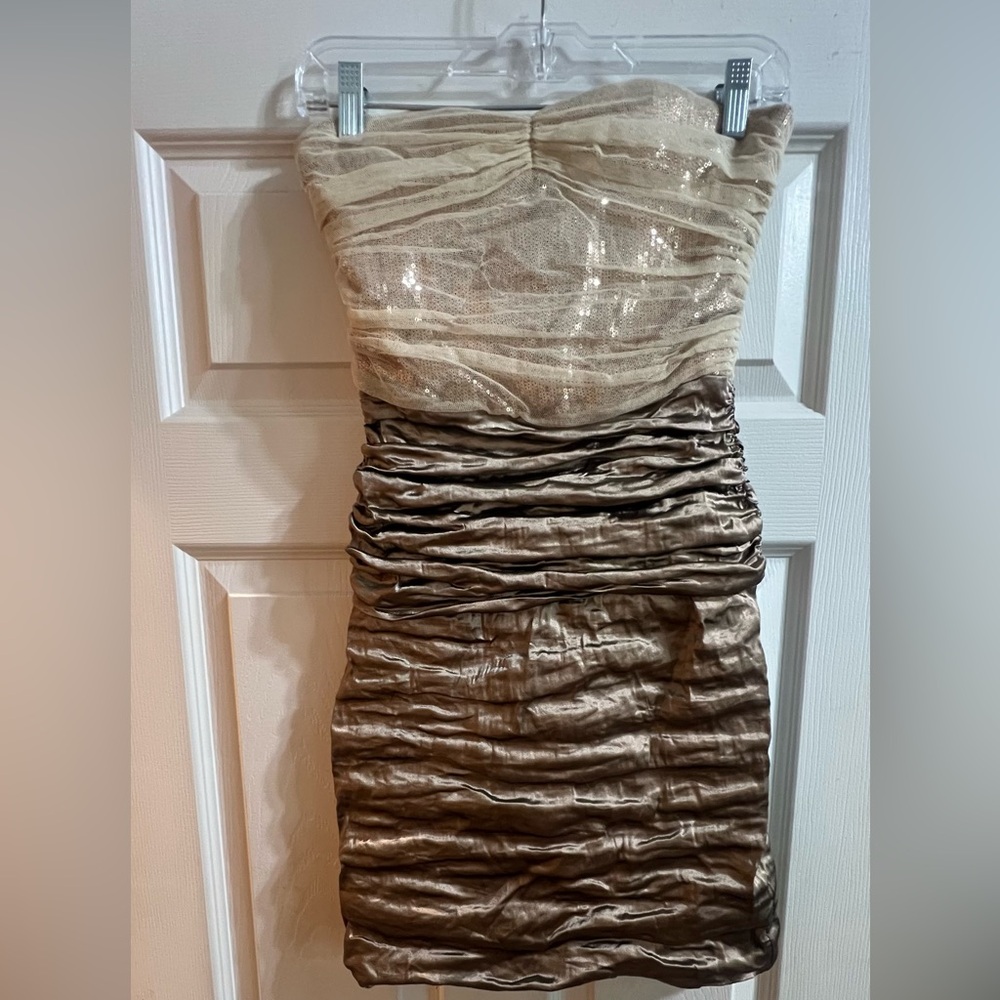 Nicole Miller | Strapless
Cocktail Dress Size 4 NWT
